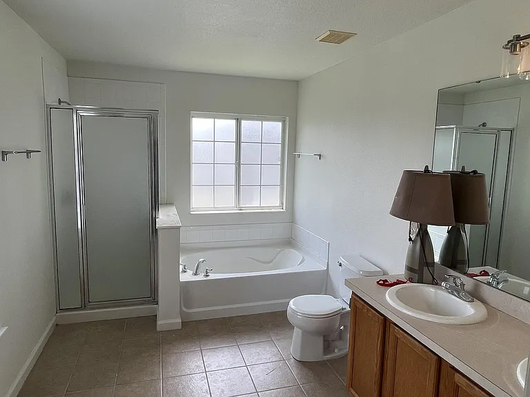 101 Hagge Dr — Photo 11