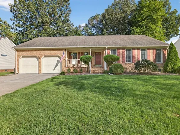 1419 Birch Leaf Rd, Chesapeake, VA 23320