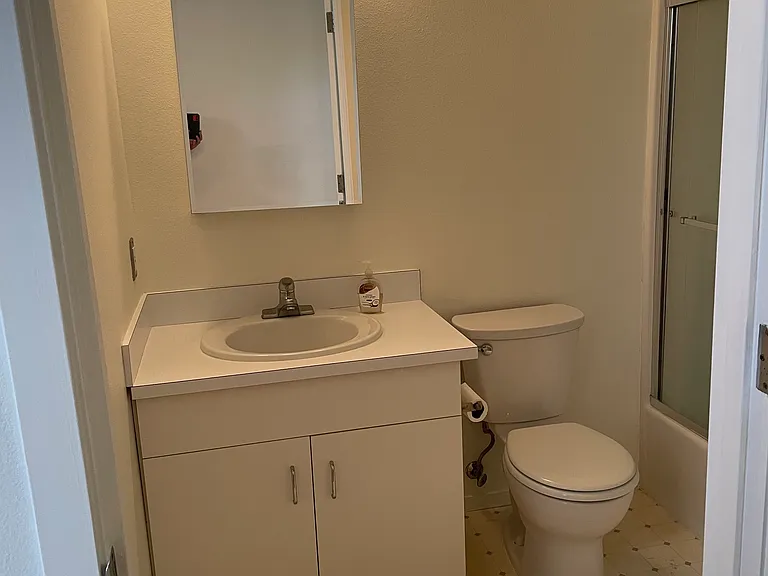 1009 NW Hoyt St #111 — Photo 28