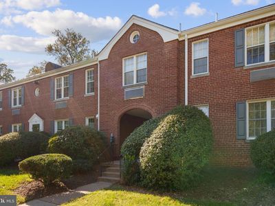20 Auburn Ct APT B, Alexandria, VA, 22305
