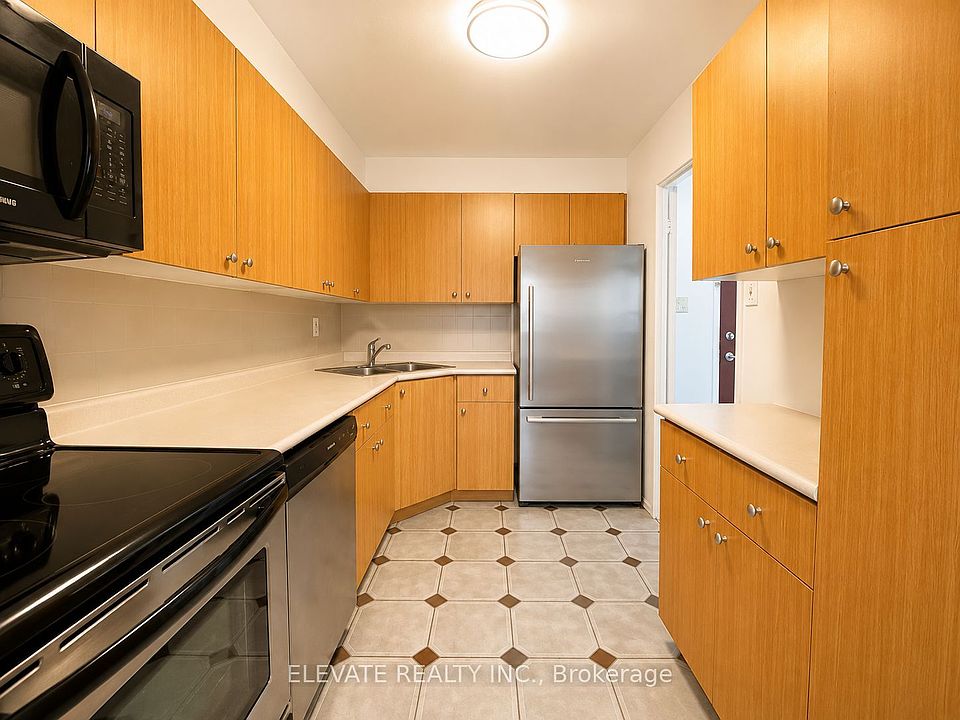 1st image of 360 Ridelle Ave #815
