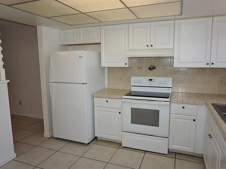 7041 Balboa Dr #7041 — Photo 7