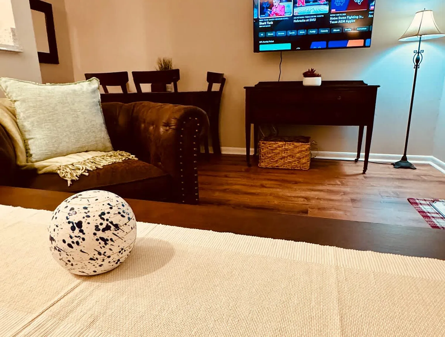 1 bed, 1.0 bath, 559 sqft, $2,504 — Photo 3