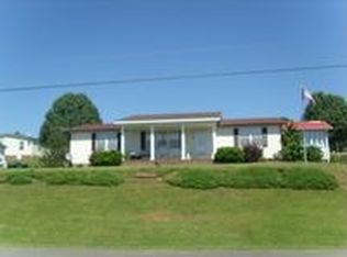 2201 Deer Haven Rd, Galax, VA 24333