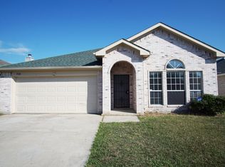 1920 Highvalley Trl, Grand Prairie, TX 75052