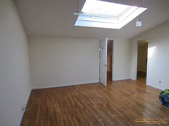 Rented by aptsandlofts.com