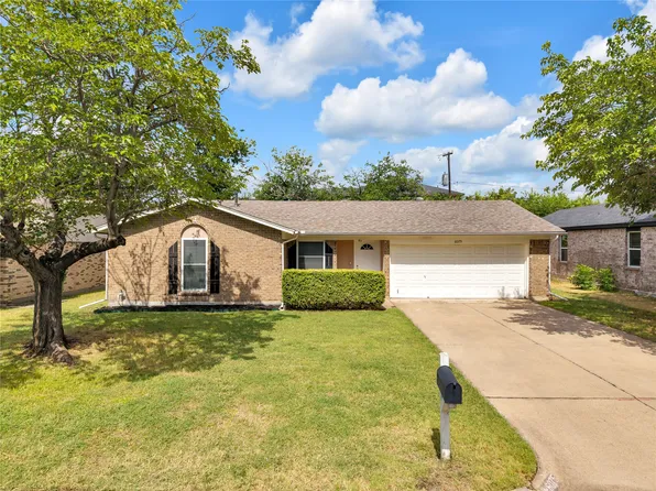6075 Lalagray Ln, Watauga, TX 76148