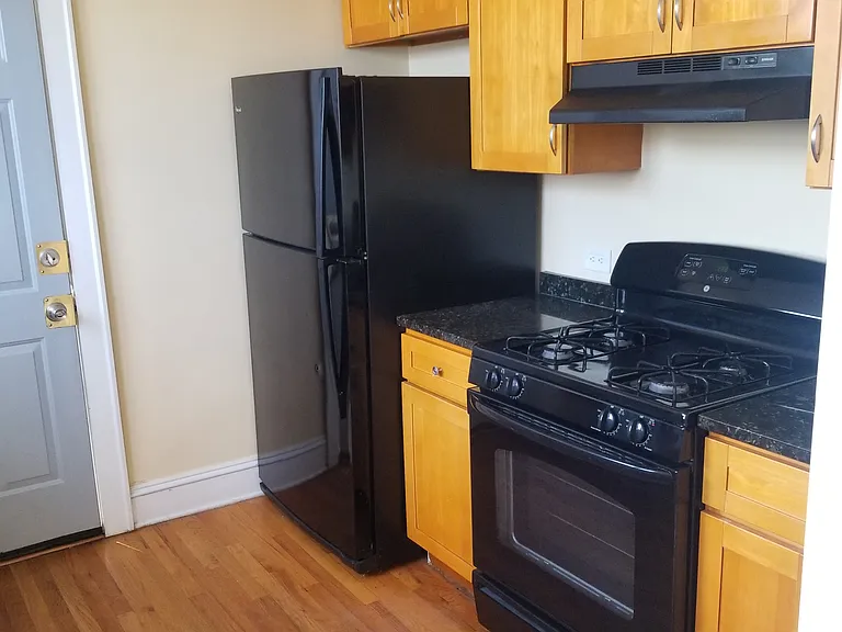 2753 W Arthur Ave #3 — Photo 12