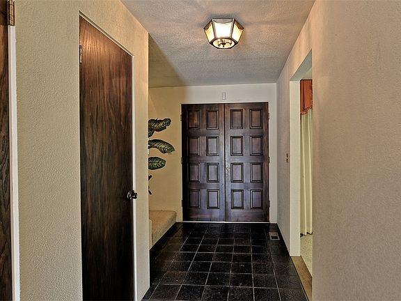 3rd image of 15609 E Shore Dr