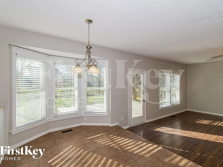 12510 Bentley Blvd — Photo 3