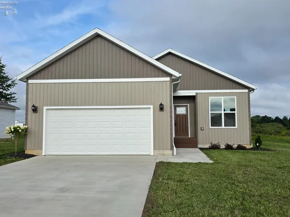 312 Ethan Dr, Fremont, OH 43420