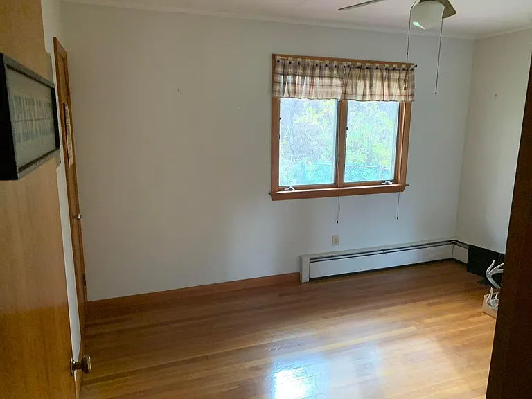 11 Carlton Rd — Photo 12