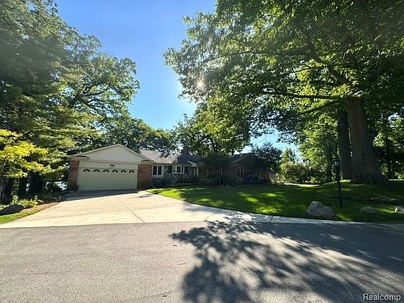 3rd image of 1448 Inwoods Cir