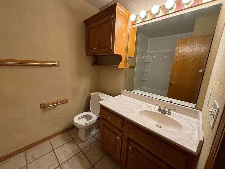 104 W Husband Ct — Photo 5