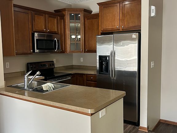 2nd image of 17549 54th St NE