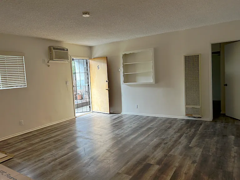 224 W Palm Ave — Photo 8