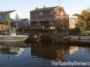 663 Parsonage Pl, Baldwin, NY 11510