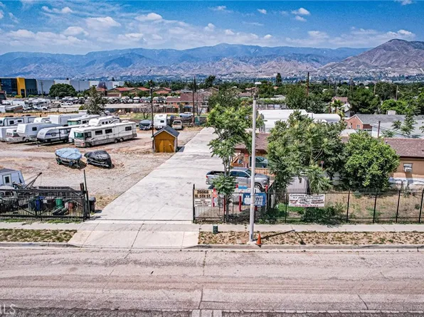 26068 5th St, Highland, CA 92410