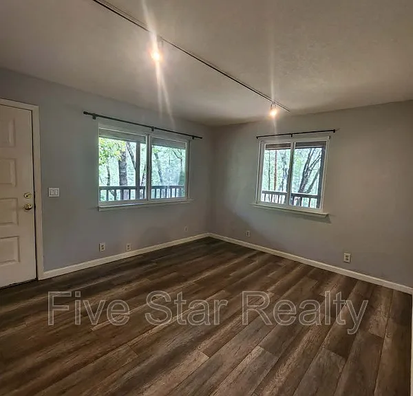 12896 Rices Crossing Rd #A — Photo 17
