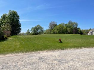 811 Wildlife Trl, Belding, MI 48809