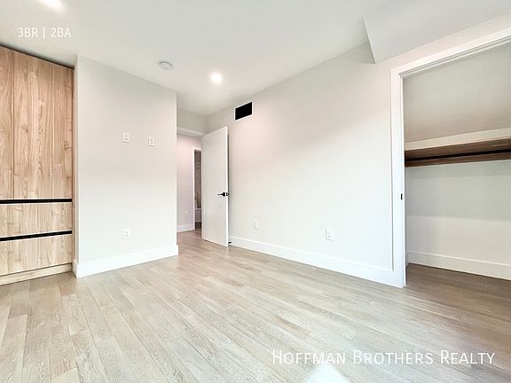 5th image of 1446 S Crescent Heights Blvd