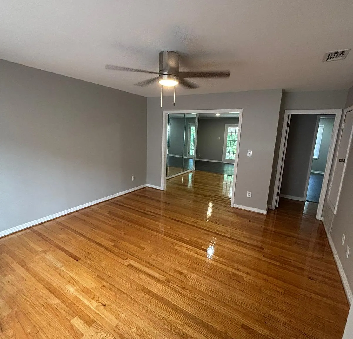 3 bed, 1468 sqft, $1,700 — Photo 4