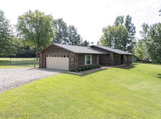 9518 Cain Rd, Mountainburg, AR 72946