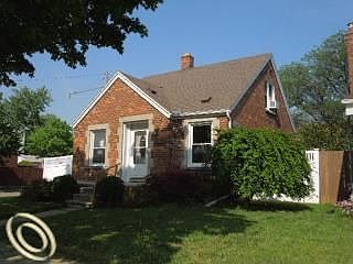 1st image of 1405 23rd St