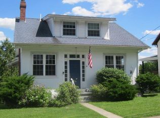 29 W 33rd St, Reading, PA 19606