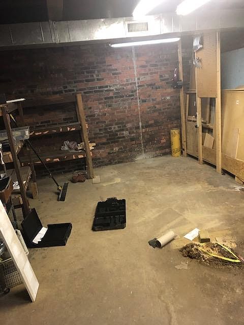 1st image of 3001 N New Jersey St #Basement