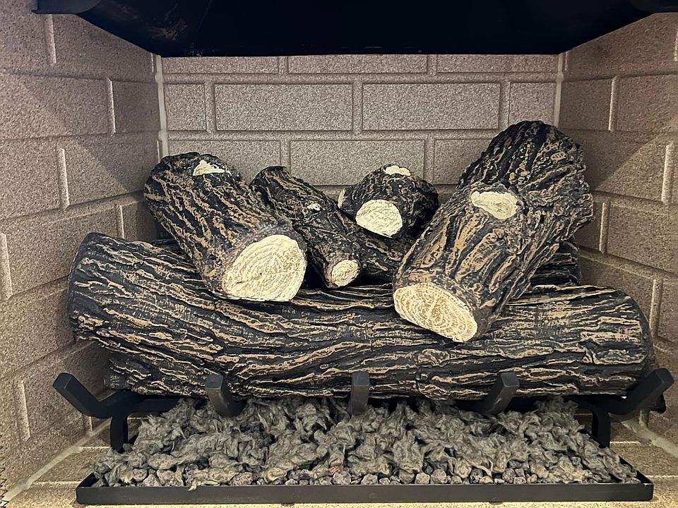 Newly refurbished gas fireplace