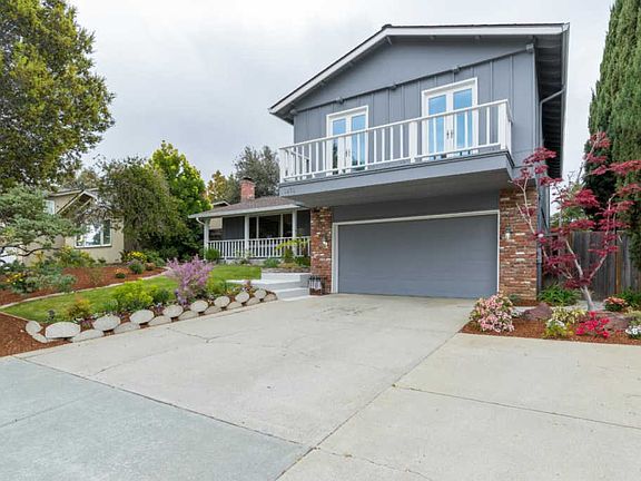 3rd image of 1251 Van Dyck Dr
