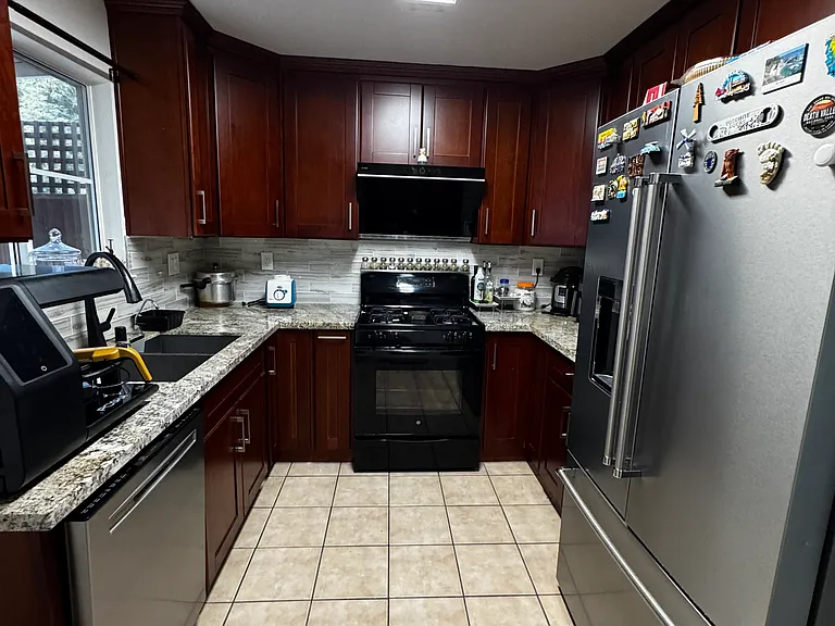 1627 Los Suenos Ave — Photo 15