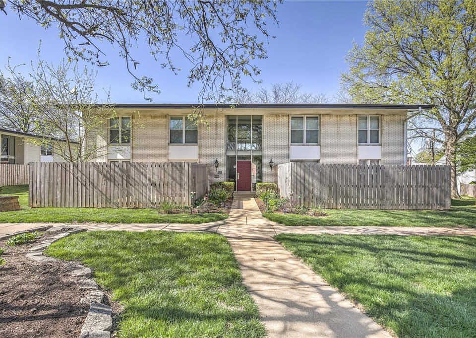 1st image of 10457 Briarbend Dr APT 5