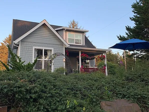 55 Wallace St, Gleneden Beach, OR 97388
