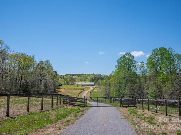 597 Sandy Level Church Rd, Bostic, NC 28018