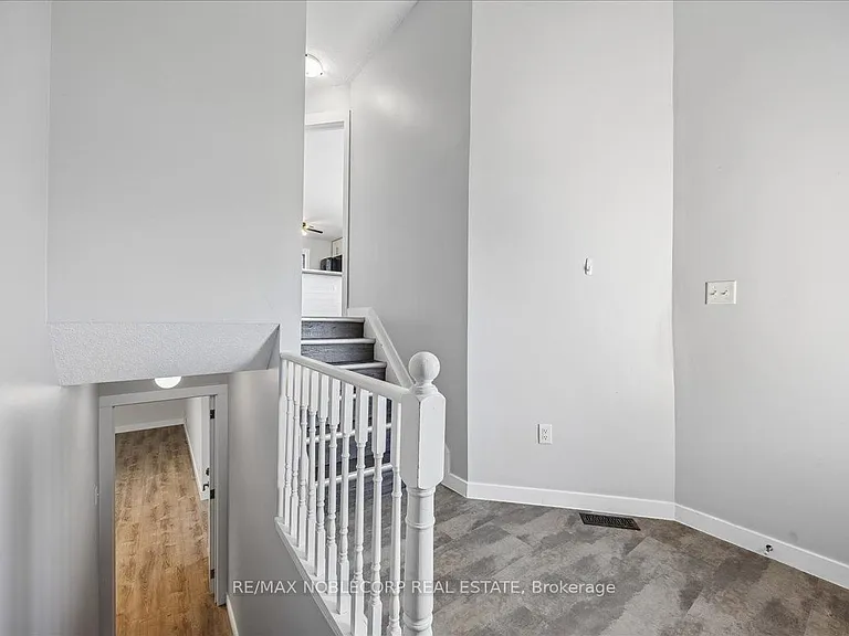 210 Dunsmore Ln #MAIN — Photo 2
