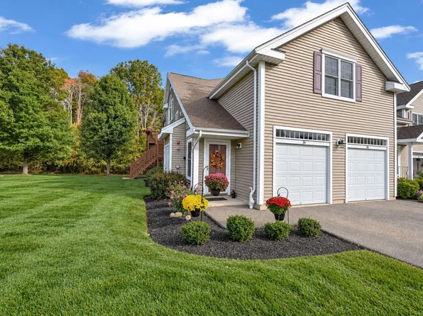 902 Main St APT 36, Hanson, MA 02341