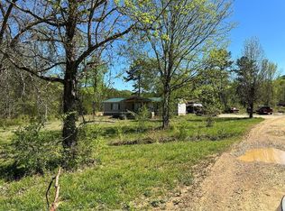 594 Pilgrim Rd, Tuscumbia, AL 35674