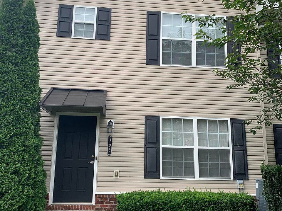 1st image of 2121 S Greenwood Dr APT 305