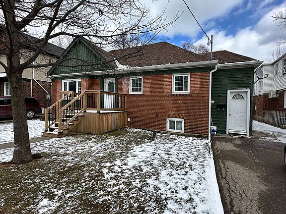 3rd image of 27 Royal York Rd