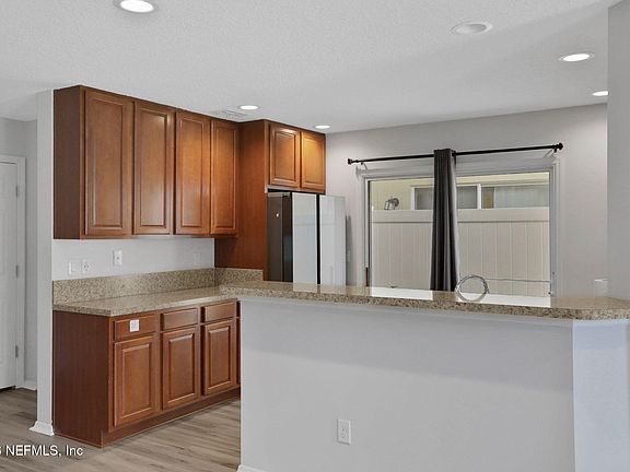 5th image of 3408 BILTMORE Way