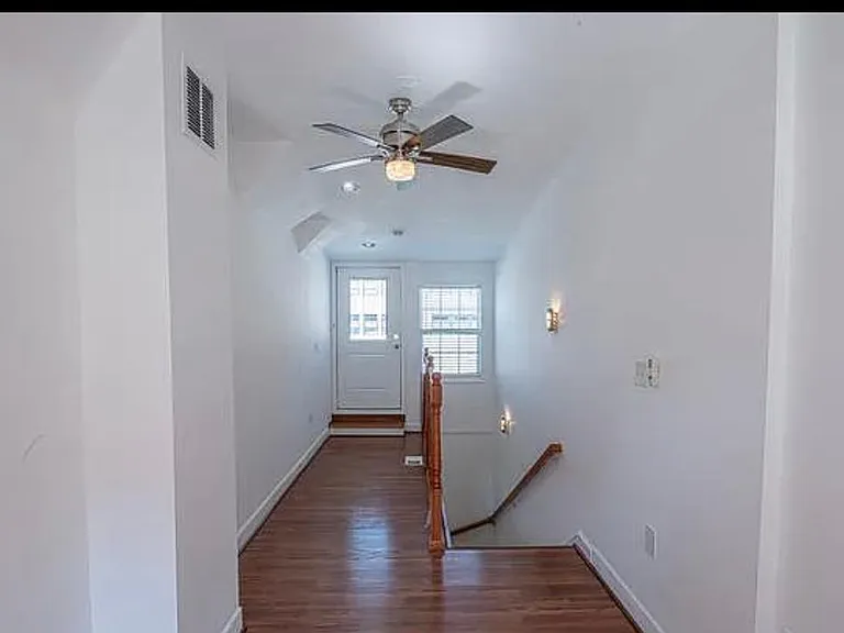 2217 10th St NW — Photo 10
