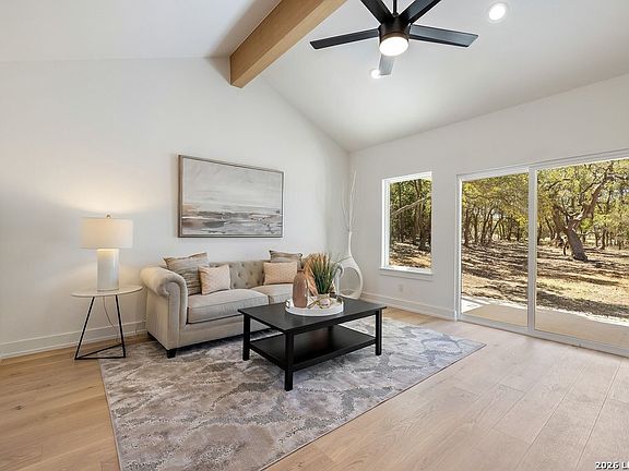 5th image of 408 Rust Ranch Rd