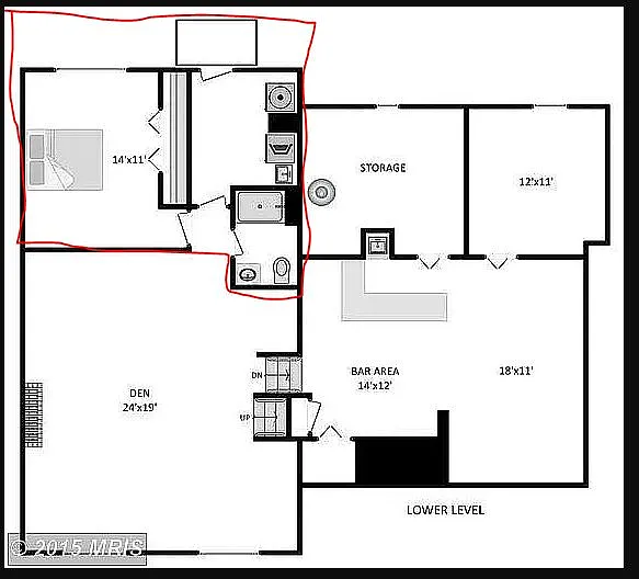 The room for rent is outlined in red on this floor plan.