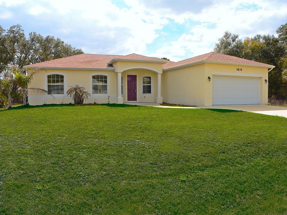 1st image of 3835 Radcliff Ave