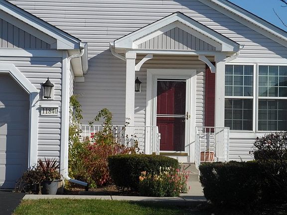 3rd image of 11840 Nottingham Dr