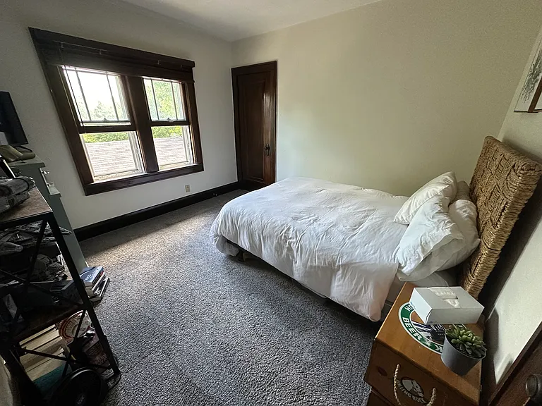1027 S Clay St — Photo 13