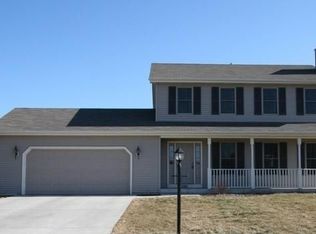 3021 Deer Creek Dr, Racine, WI 53406