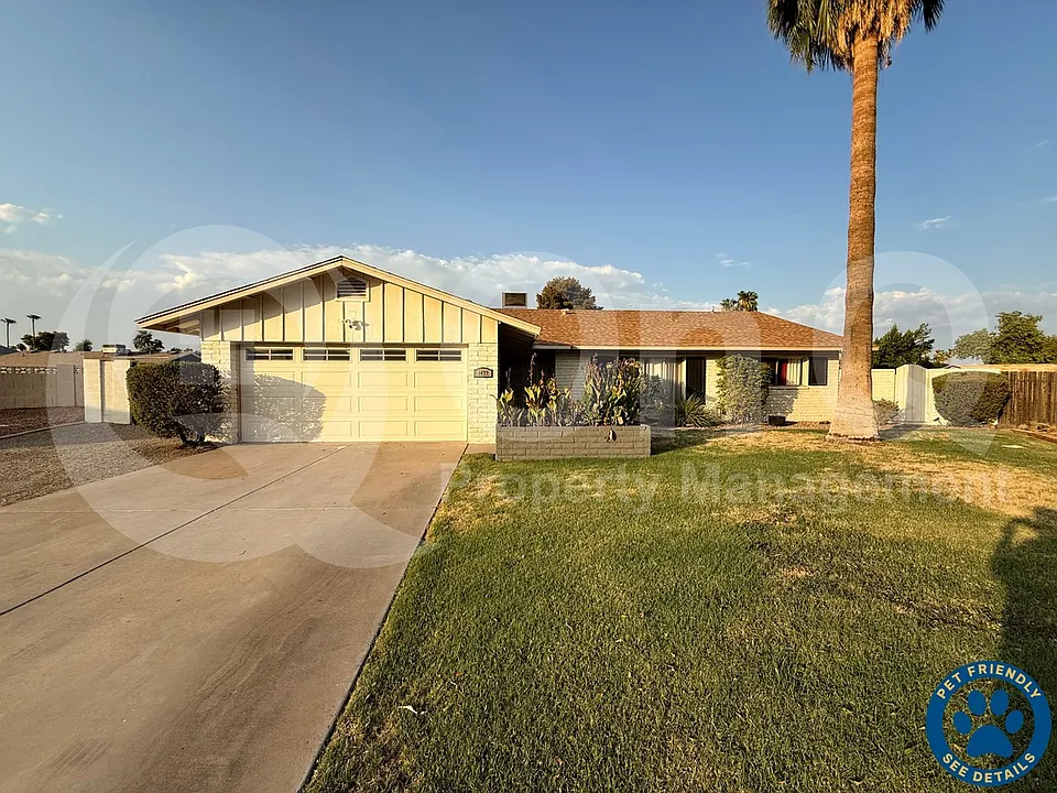 4422 S McAllister Ave